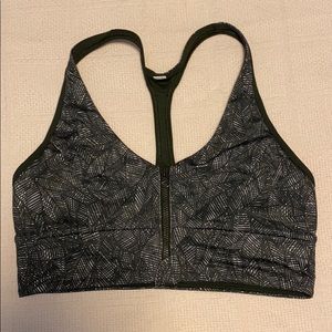 Lululemon green sports bra